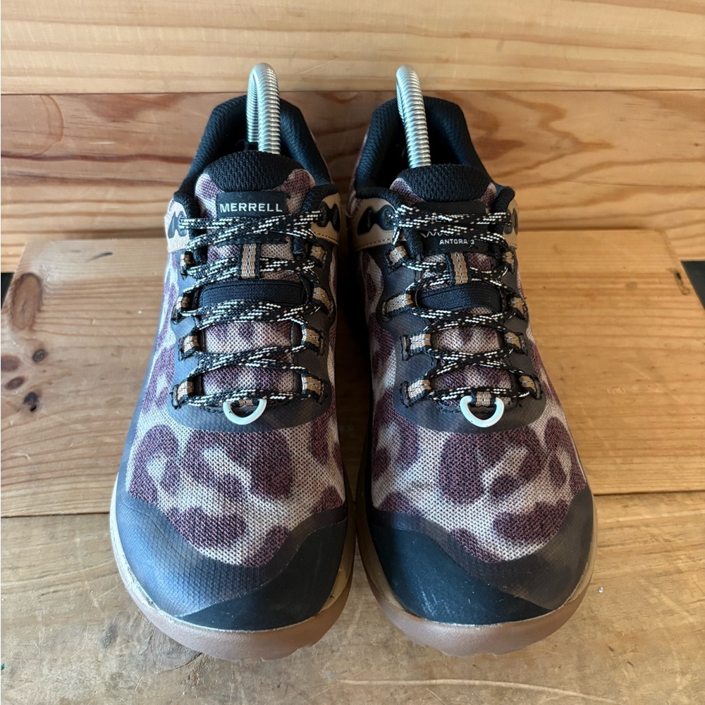Merrell Womens Antora 3 Trail Running Shoe Size 7 Tan Brown Leopard‎ Sneaker EUC - Picture 11 of 14